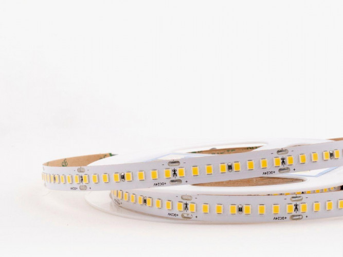 Светодиодная лента LEDS POWER 2835 192/м (18Вт/м) 24В нейтральная, серия ПРО140 005232
