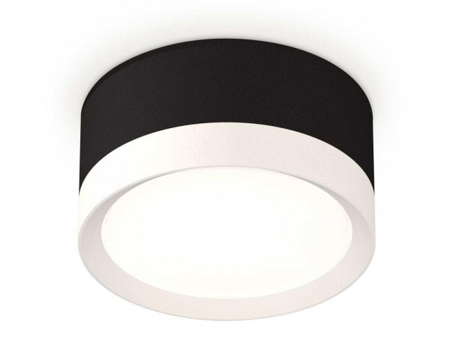 Комплект накладного светильника Ambrella light Techno Spot XS (C8102, N8112) XS8102001