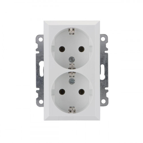 Розетка Makel 2-я с/з СП Karea 16А IP20 бел. 56001082