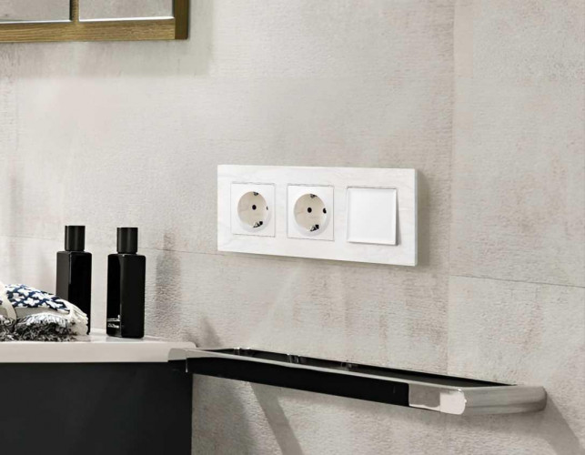 Рамка AMBRELLA VOLT AF930102