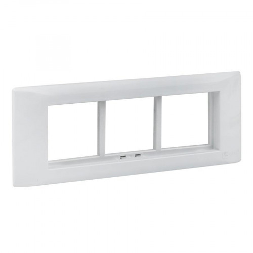 Рамка+суппорт 6 модулей (3 поста) для парапетного кабельного канала EKF C-Line sup-6-105-50