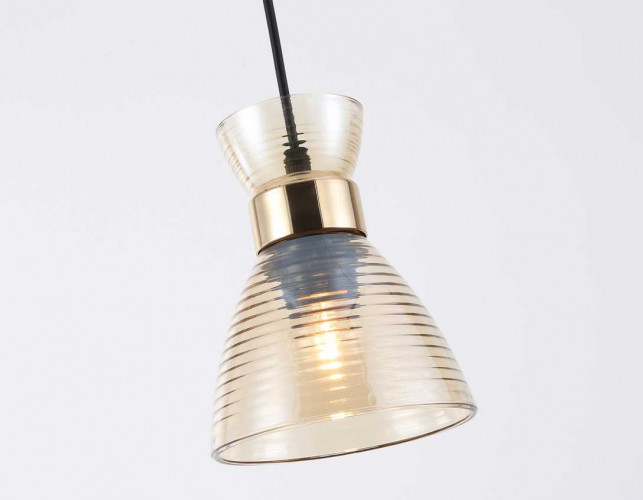 Светильник подвесной со стеклянным плафоном Ambrella light Traditional TR3403
