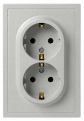 Розетка ЭРА Galaxy 15-2105-03 с заземлением двойная 2X2P+E Schuko со шторками IP20 16А-250В алюминий Б0070701